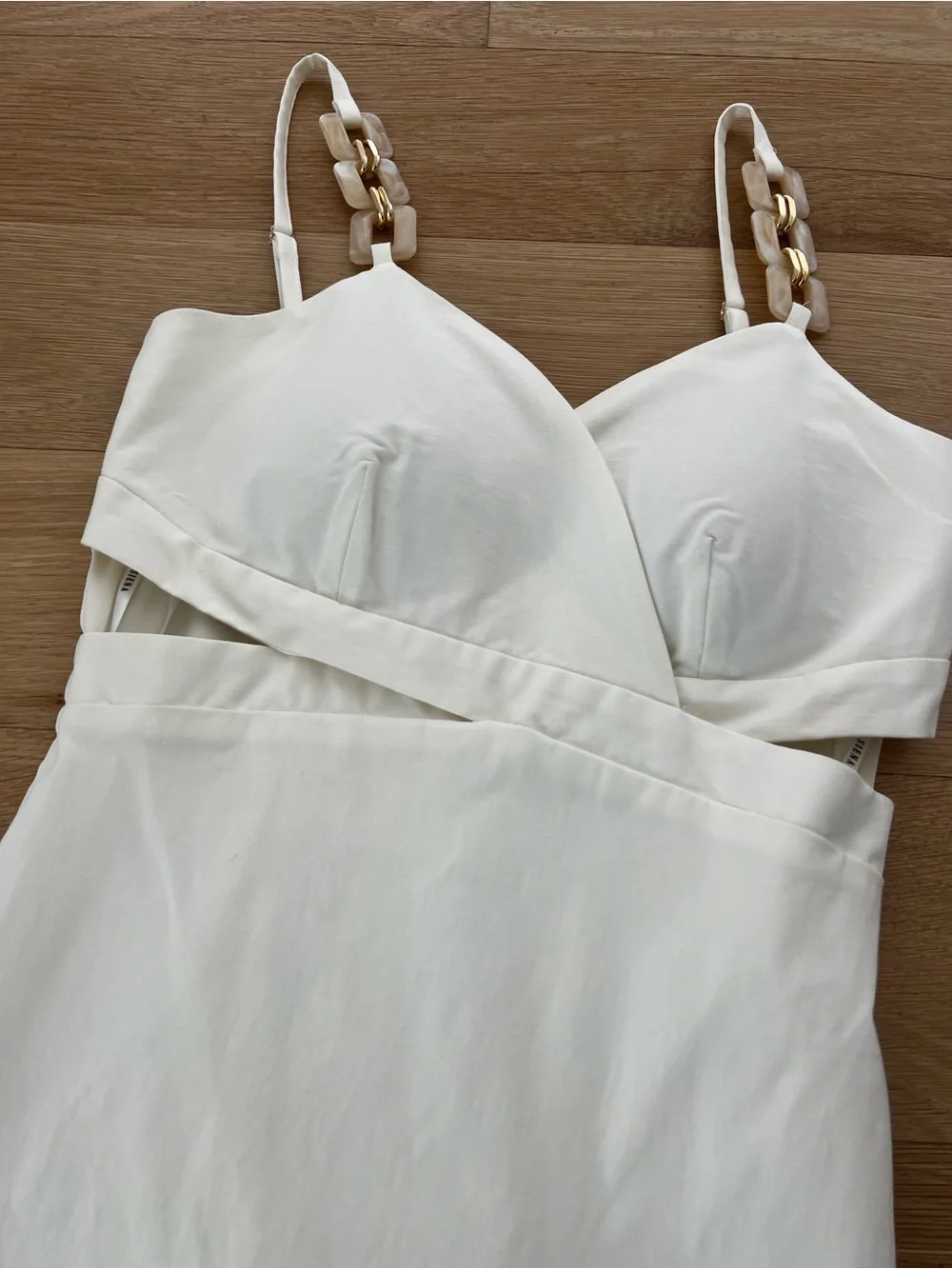 White Fitted Midi Dress with Chain-Strap Detail - cut out style top front - Picture 2 of 5